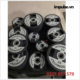 Ta-banh-Technogym-55k-3